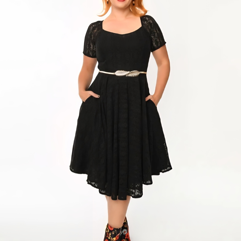 Chic Black Lace Midi Dress